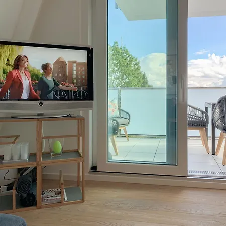 Timmare V Lillesand Lejlighed *